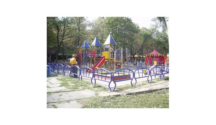 Детская площадка на Набережной
