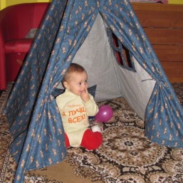 Палатка-вигвам для игры в доме и на природе!!! (ручная работа)
