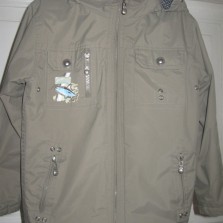 Демисезонная курточка для мальчика рост 128 см