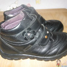 Кожанные ботинки Ricosta 25 размер 16,5 см. стелька