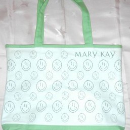 Летняя фирменная сумка Мери Кей