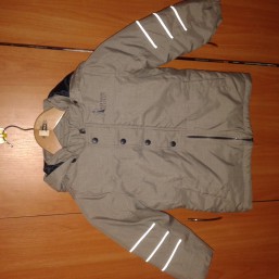 Курточка для мальчика на 3-4 года