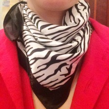Атласный платок на шею с принтом зебры