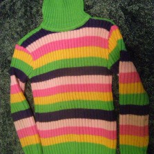 свитер вязанный