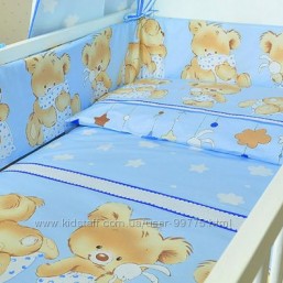 Комплект постельного белья и защита в кроватку новорожденного