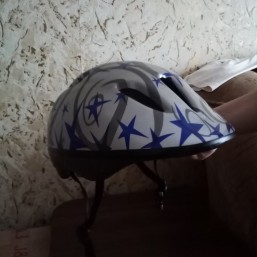 Продам детский велосипедный шлем