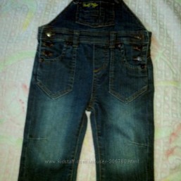 Продам джинсовый комбинезон на 9 м.