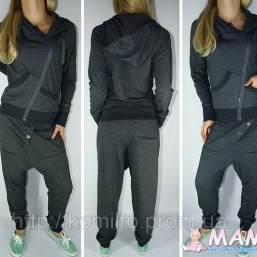 Спортивный костюм