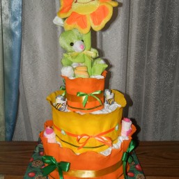 трехярусный торт