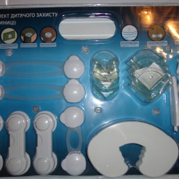 защита для детей (22 единицы в комлекте)