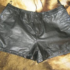 итальянские кожане шорты!!!