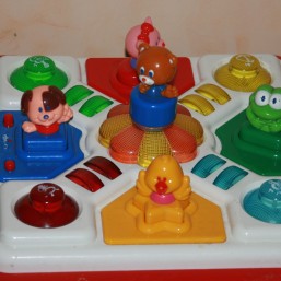 игровой столик Chicco 