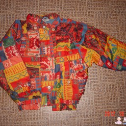 куртки на девочку разные