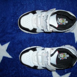 Кроссовки р. 31