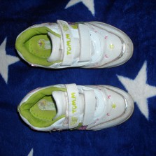 Кроссовки р. 31