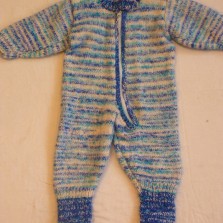 Комбинезон вязаный