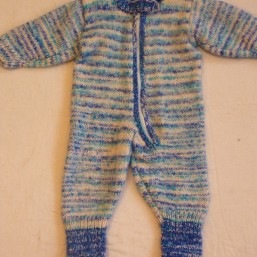 Комбинезон вязаный