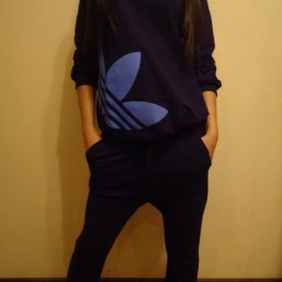 Спортивные костюмы