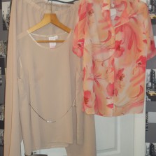 Костюм тройка р. 60