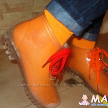 Веселые прозрачные ботинки-без проблем по лужам