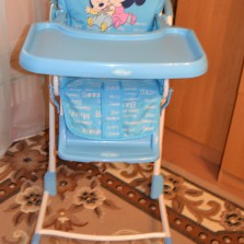 стульчик для кормления Qeoby