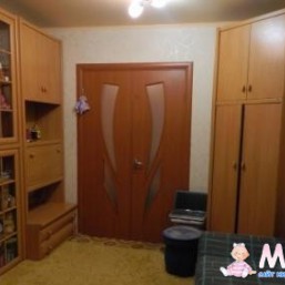 Продаётся стенка.