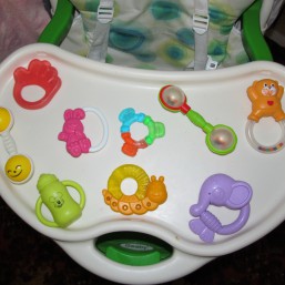 Игрушки для малышей