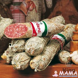 колбасы.прошутто.мясные деликатесы