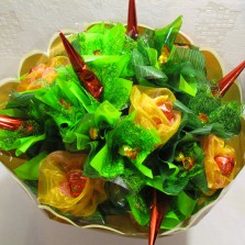 букет из конфет оранжевый