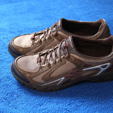 Новые кроссовки SKECHERS 