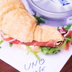 UNO cafe