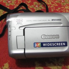 ПРОДАЮ Canon MVX460