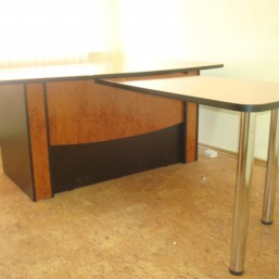 стол руководителя