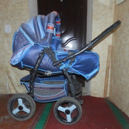 Продаю коляску