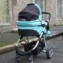 Срочно продам  2-в-1 коляску Coneco V4 Chameleon