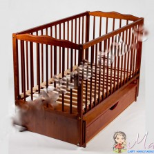 детская деревянная кроватка