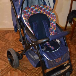 Продам прогулочную коляску Baciuzzi b-8.4 W, цвет blue