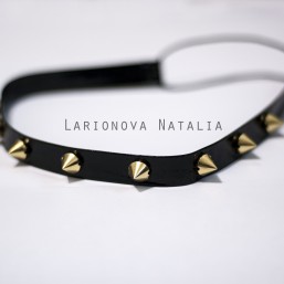 Повязка на голову с шипами