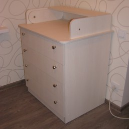 Столик-комод пеленательный