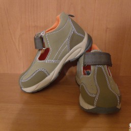 сандали 25р.