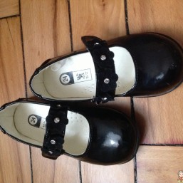 Обувь на девочку кожа C&A 24 размер