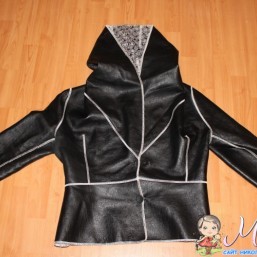 кожаная куртка в отличном состоянии!!!