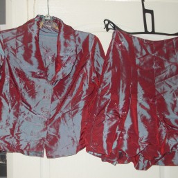 нарядный костюм