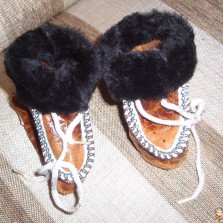 Кожаные тапки на меху