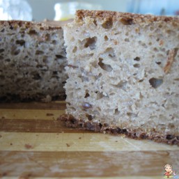 Домашний бездрожжевой хлеб на закваске