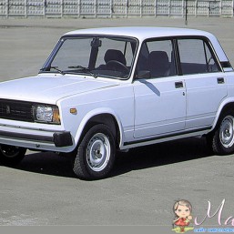Авто ВАЗ 2105