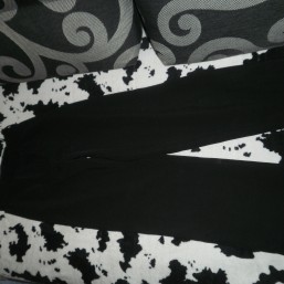 черные брюки