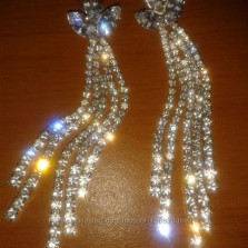 Серьги длинные с камнями