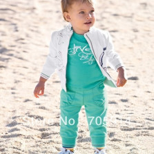 Костюм тройка