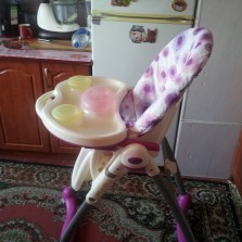 Стульчик для кормления